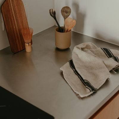 Minimal Kitchen Utensil Holder